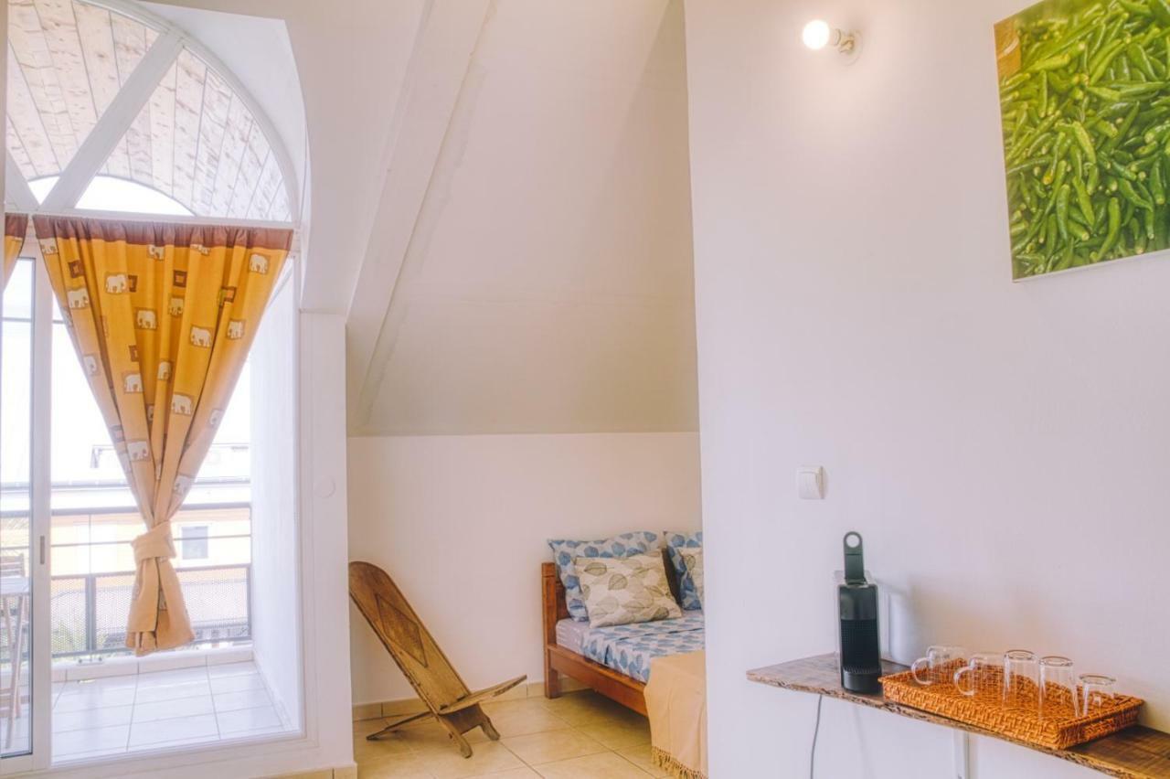 Ferienwohnung Bakkasab St Gilles Saint-Gilles-les-Bains Exterior foto